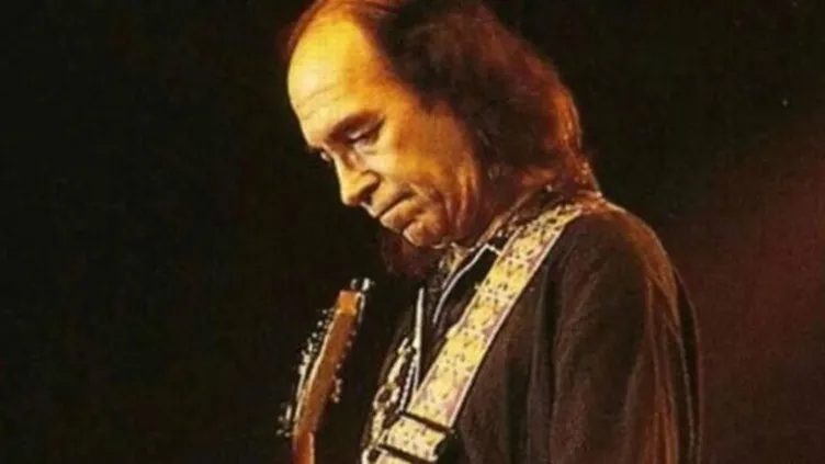 Anadolu rock müziğinin usta ismi Erkin Koray vefat etti!