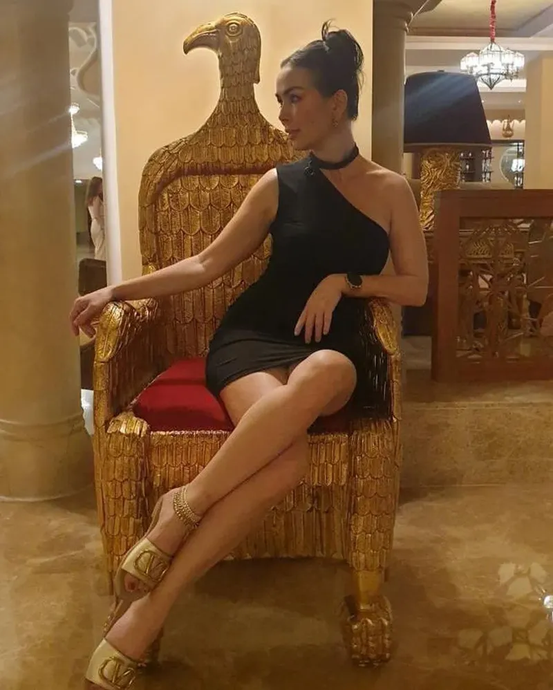 kurtlar-vadisinde-polatin-gazabina-ugramayan-tek-kisiydi-yillar-sonra-ortaya-cikti-1717744857733.jpg 20 yıl sonra ortaya çıktı! Kurtlar Vadisi'nde Polat Alemdar'ın gazabına uğramayan tek kişiydi-3