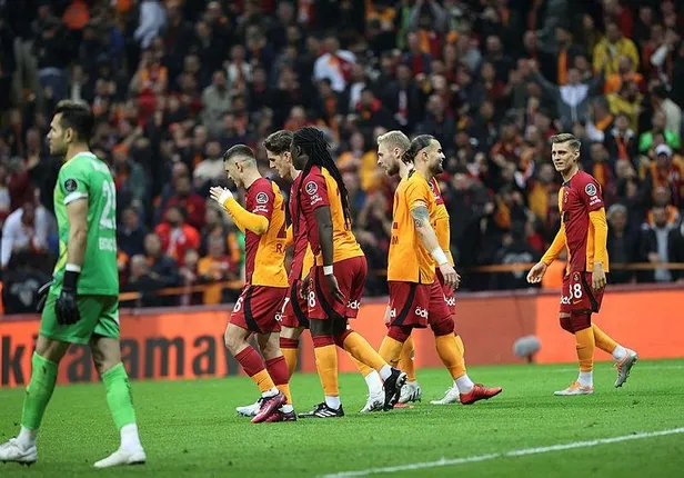 super-ligdeki-sampiyonluk-yarisini-takvim-yazarlari-degerlendirdi-1680568556963.jpeg Süper Lig'deki şampiyonluk yarışını TAKVİM yazarları değerlendirdi-3