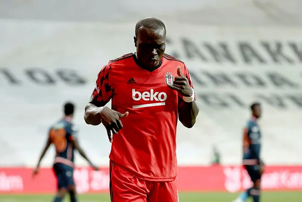 1621247042475.jpg Beşiktaş'ın golcüsü Vincent Aboubakar'dan flaş sözleşme açıklaması-4