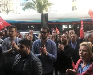 CHPde Buca krizi! İzmir İl Başkanlığı karıştı, televizyonu yumrukladılar