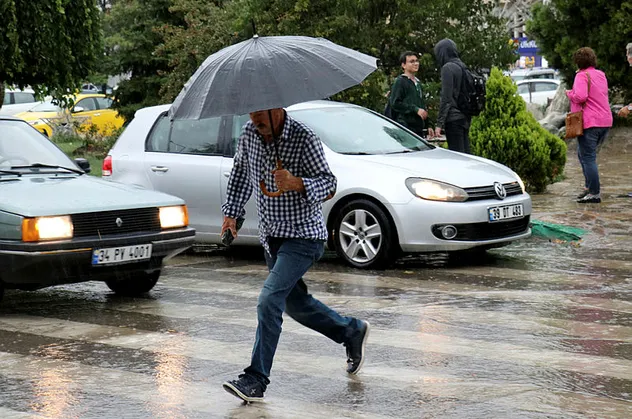 Meteorolojiden sağanak ve sis uyarısı