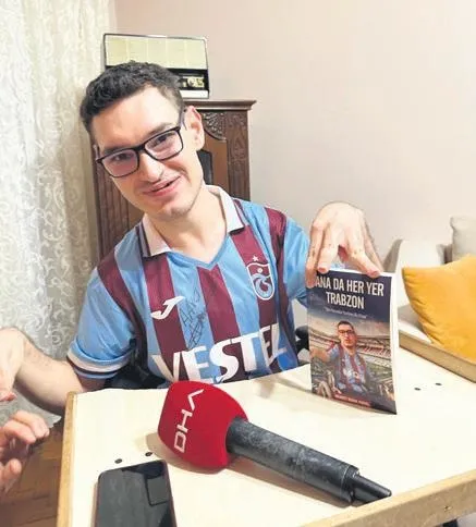 tutkusuyla-engelleri-asti-3-yilda-tek-parmakla-kitap-yazdi-1704246065221.jpeg Tutkusuyla engelleri aştı; 3 yılda tek parmakla kitap yazdı-2