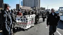 New York sokaklarında Gazze’de ateşkes sesleri yankılandı! Yahudiler Holland Tünelini trafiğe kapattı