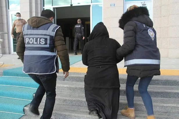 Evde örümcek gördüğü için kendisini ve 3 çocuğunu sıra dayağına çeken kocasını bıçaklayarak öldürdü-3