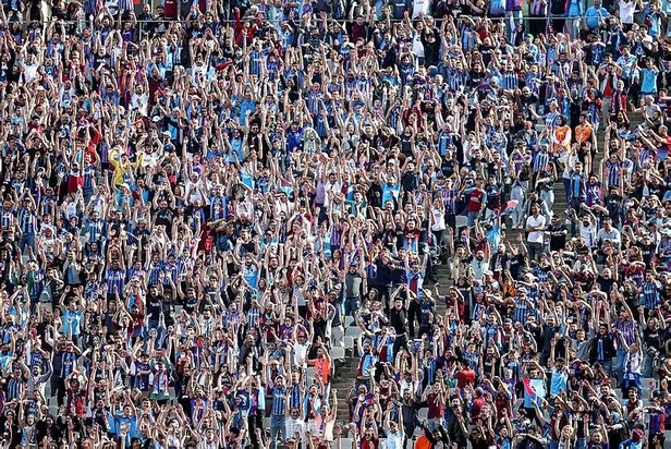 firtina-rekor-pesinde-trabzonspor-basaksehir-macina-kilitlendi-1652688752329.jpeg Fırtına rekor peşinde! Trabzonspor Başakşehir maçına kilitlendi...-3