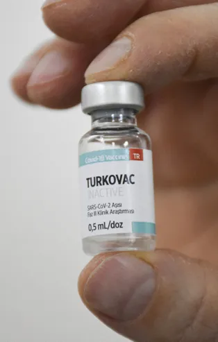 Yerli koronavirüs aşısı Turkovac'ta ön sonuçlar belli oldu! "En büyük avantajlarımızdan bir tanesi..."