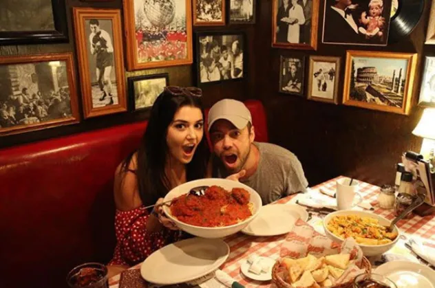 Hande Erçel ve Murat Dalkılıç'ın ayrıldığı iddia edildi