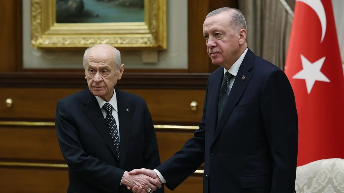baskan-erdogan-mhp-lideri-bahceli-ile-gorusecek-mgk-oncesi-surpriz-zirve-cerceve-yasa-teklifi-gundemde-1786005982821.jpeg Başkan Erdoğan MHP lideri Bahçeli ile görüşecek! MGK öncesi sürpriz zirve: Çerçeve Yasa teklifi gündemde-2