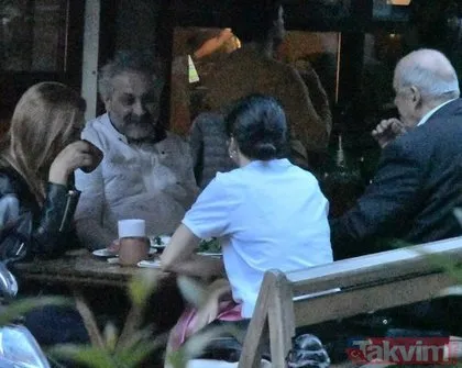 Onur Ünlü muhabirleri görünce Hazar Ergüçlü’nün Kıbrıs’tan gelen ailesini yemek masasında bıraktı!