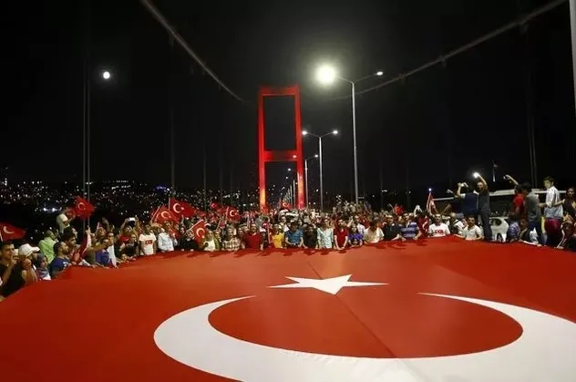 İşte o karanlık darbe girişimi gecesinde yaşananların anatomisi