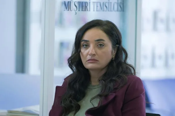 susen-hayal-kirikligina-ugradi-kardeslerim-80-bolum-fragmani-heyecani-arttirdi-sen-benim-asik-oldugum-omer-deg-1677361293984.jpg Süsen hayal kırıklığına uğradı! Kardeşlerim 80. bölüm fragmanı heyecanı arttırdı: “Sen benim aşık olduğum Ömer değilsin”-3