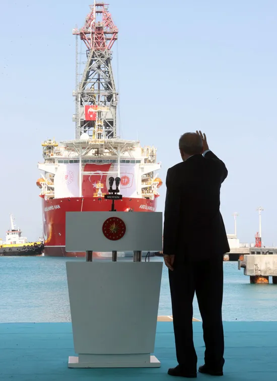 karadeniz-gazi-nerede-bulundu-2023-martta-evlerde-olacak-karadeniz-dogal-gaz-rezervi-kac-milyar-dolar-1672074517357.jpg 2023 Mart'ta evlerde olacak! Karadeniz Gazı nerede bulundu? 710 miyar m3 kaç dolar eder?-4