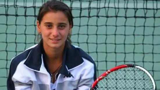 Melis Sezer kimdir? Survivor 2021 Ünlüler kadrosundaki Melis Sezer kaç yaşında, nereli, evli mi?-3