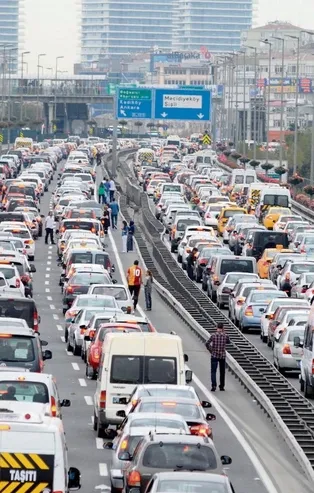Milyonlarca araç sahibini ilgilendiriyor! Bunu yaptırmayana ceza yolda