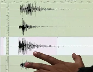 Endonezya’da 5,3 büyüklüğünde deprem
