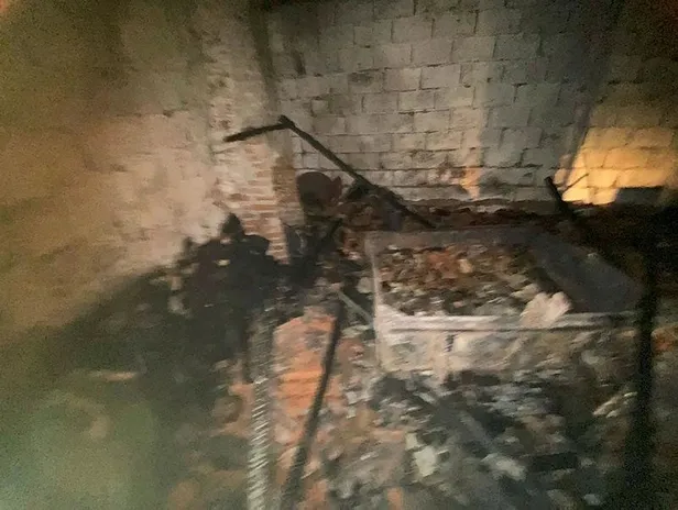 Manisa'da bir depoda çıkan yangın 200 bin TL'lik hasara neden oldu-1