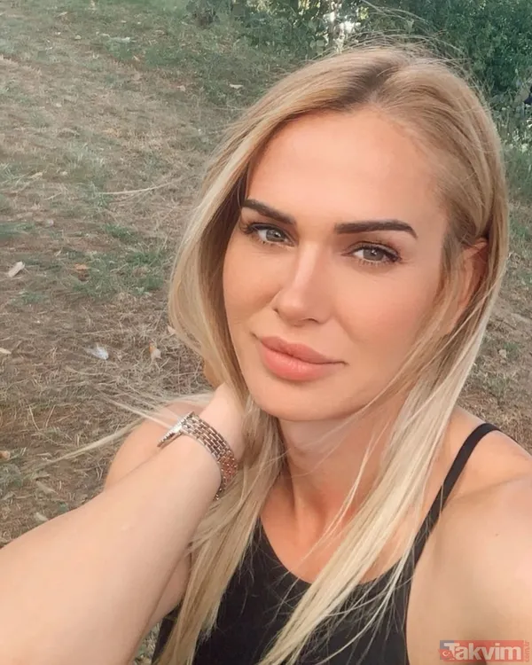 Survivor Nagihan Karadere yırtmaçta sınır tanımadı! Bacak bacak üstüne atarak verdiği poz yorum yağdı! Demet Akalın kayıtsız kalmadı - 7