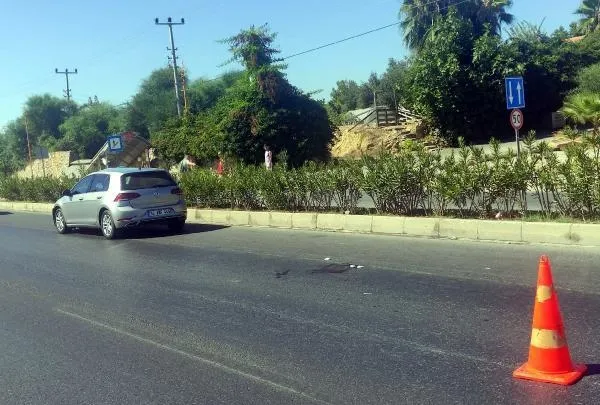 Alanya’da scooter faciası! Otomobil çarptı 1 turist öldü-5