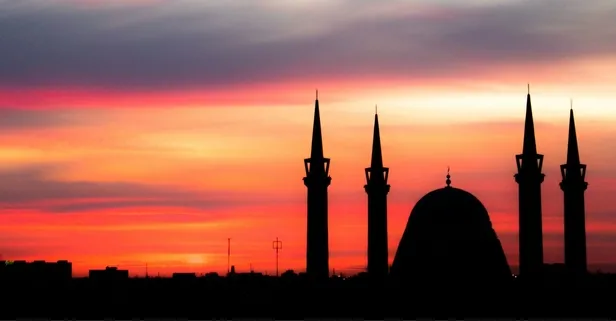 Kandil Takvimi 2025-2026 | Regaip Kandili, Miraç Kandili ve Berat Kandili ne zaman?