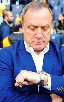 Advocaat'in koltuğu gidiyor
