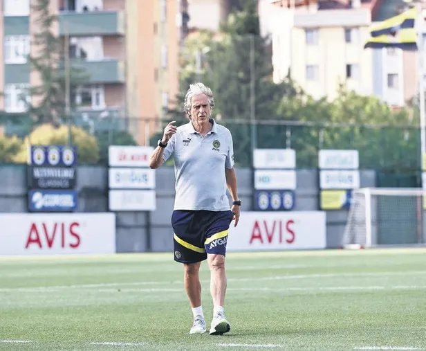 trabzonspor-galatasarayin-eski-yildizi-lemina-ile-anlasti-1659910831122.jpeg Trabzonspor Galatasaray'ın eski yıldızı Lemina ile anlaştı-10