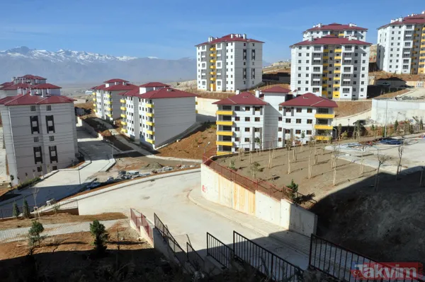 Terör mağduru aileler TOKİ tarafından yapılan konutlarına kavuştu - 11