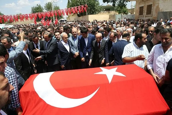 Suruç teröre karşı omuz omuza-1