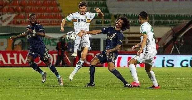 Gökhan Gönül kızardı Fenerbahçe, Alanya’da iki puan bırakıp çok büyük bir yara aldı