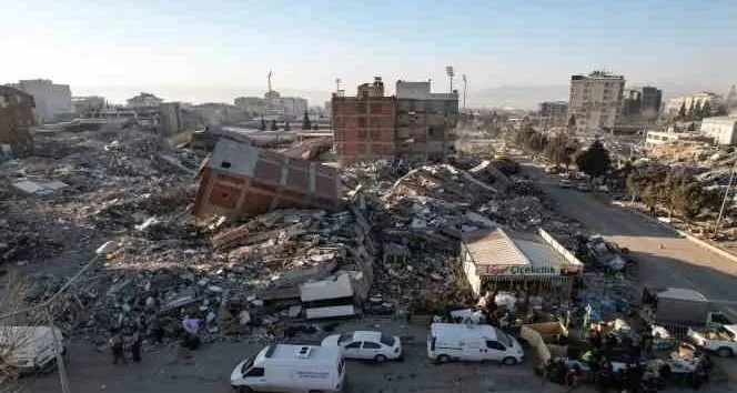 Prof. Dr. Şener Üşümezsoy A Haber’e konuk oldu! Gözler uzman isimlerin açıklamalarına çevrildi: ʺDeprem yokʺ dedi. (İHA)