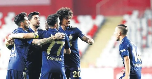 Fenerbahce Yine En Buyuk Favori Takvim