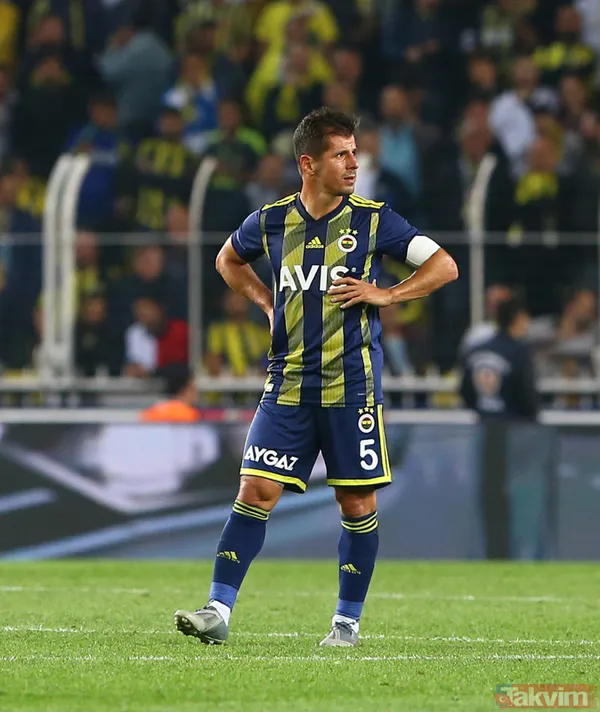 Emre Belözoğlu ve Arda Turan'dan sürpriz canlı yayın! "Hagi'yi unutursam taş olurum..." - 4