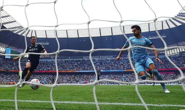 İlkay Gündoğan Ada'yı salladı! Manchester City’nin yıldızı İlkay gazete manşetlerinde-5