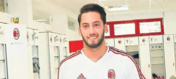 Çalhanoğlu Milan’a imza attı