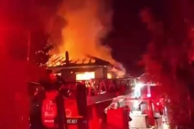 Sakarya'da çok acı olay! Alevlerin arasında can verdiler