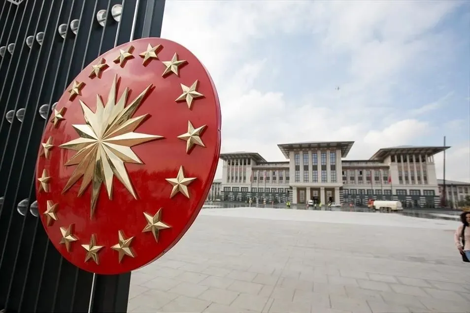 dunyanin-gozu-nato-liderler-zirvesi-icin-ankarada-trump-1000-kisilik-heyet-ve-yeni-ucagiyla-geliyor-1783172610044.jpeg Dünyanın gözü NATO Liderler Zirvesi için Ankara'da: Trump 1000 kişilik heyet ve yeni uçağıyla geliyor!-9