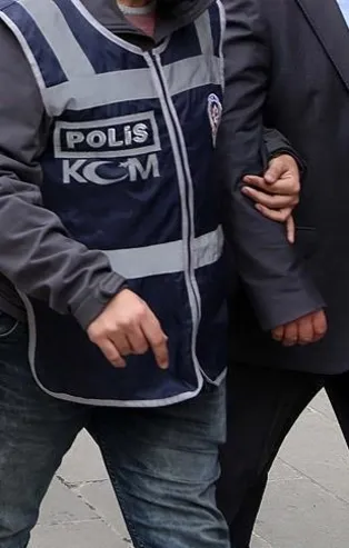 İzmir merkezli 40 ilde FETÖ operasyonu!