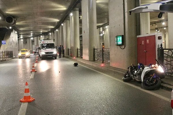 Taksim’de motosiklet kazasında 1 kişi hayatını kaybetti-1