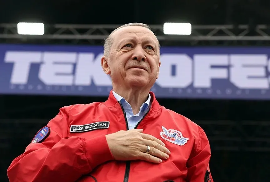 omer-celikten-teknofest-mavi-vatan-mesaji-ozguven-devrimi-suruyor-1787493418667.jpeg Ömer Çelik’ten TEKNOFEST Mavi Vatan mesajı: Özgüven devrimi sürüyor-4