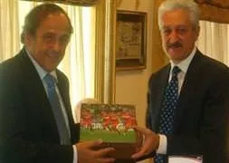 Platini’den Türkiye’ye müjde