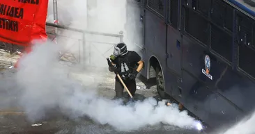 Yunan mahkemesinin Altın Şafak Partisi kararı sonrası sokaklar karıştı