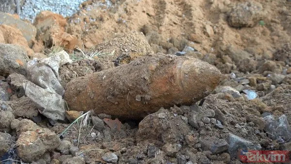 İstanbul'da panik anları! Sultangazi'de polis merkezi amirliğinin yanında toprağa gömülü havan topu mermisi bulundu - 3