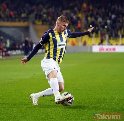 Burak Kapacak’tan Fenerbahçe’ye ağır darbe! Akıllara durgunluk veren rakam