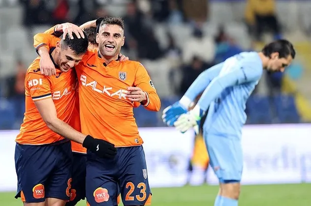 Başakşehir 2-0  Antalyaspor |  MAÇ SONUCU