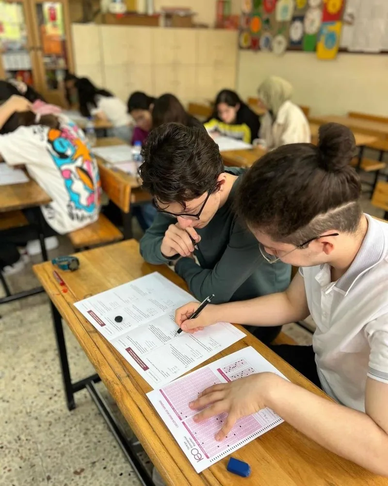 turkiye-entelektuel-oyunlari-teo-liseler-arasi-bilgi-yarismasinin-ilk-asamasi-tamamlandi-1713803098968.jpeg Türkiye'nin geleceğine yön verecekler: TEO Liseler Arası Bilgi Yarışması’nın ilk aşaması tamamlandı-1