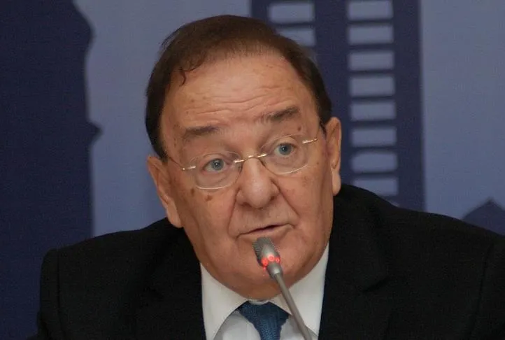 Ahmet İyimaya’dan acı haber!