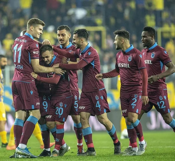 firtina-baskentte-esti-mke-ankaragucu-0-3-trabzonspor-mac-sonucu-1574532216110.jpeg
