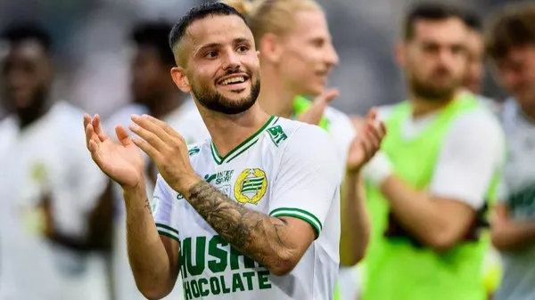 besiktasin-sol-kanat-icin-transfer-listesindeki-mohanad-jeahze-kadro-disi-kaldi-1658917089344.jpg Beşiktaş'ın sol kanat için transfer listesindeki Mohanad Jeahze kadro dışı kaldı-4