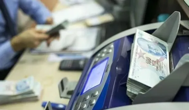 dolar-son-dakika-cakildi-bankalarin-konut-tasit-ve-ihtiyac-kredisi-faiz-oranlari-dustu-iste-en-uygun-faizle-kredi-veren-bankalar-1613994384002.jpeg