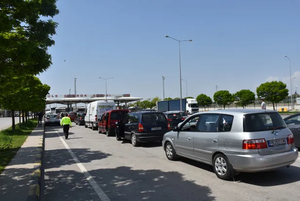 Kapıkule'de 'Paskalya' yoğunluğu! Bulgarlar akın akın Türkiye'ye gelmeye başladı-4
